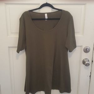 LuLaRoe Side Slit Perfect T 2x